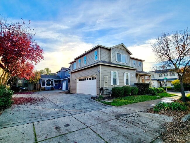 Building Photo - 2388 Vera Dr