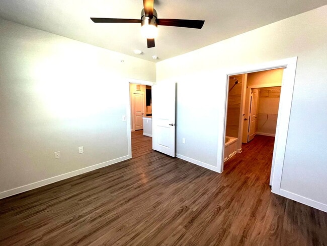 Building Photo - 5901 Co Rd 277