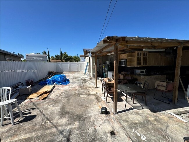 Building Photo - 5500 NW 178th Terrace