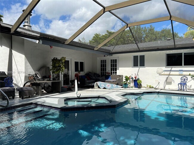 Building Photo - 10220 SW 160th St