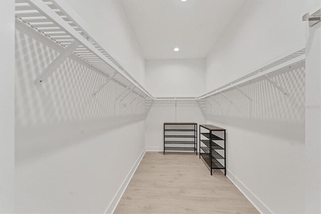 Building Photo - 6028 Red Mangrove Ln