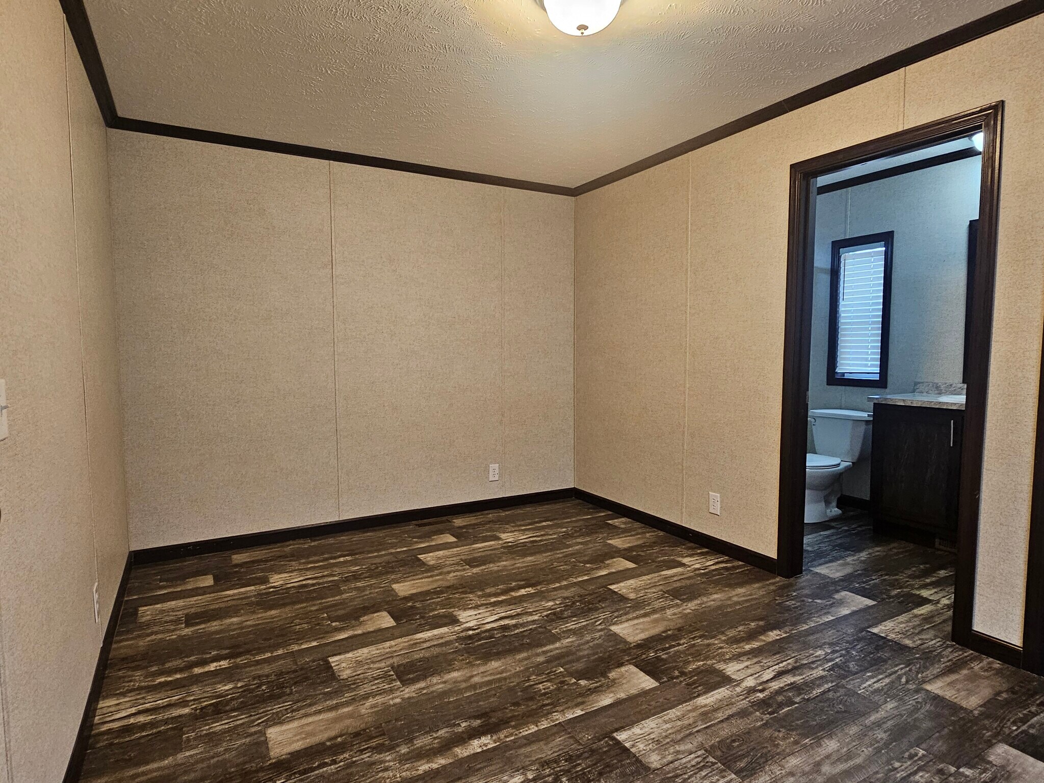 Building Photo - 333 E Lakewood Blvd