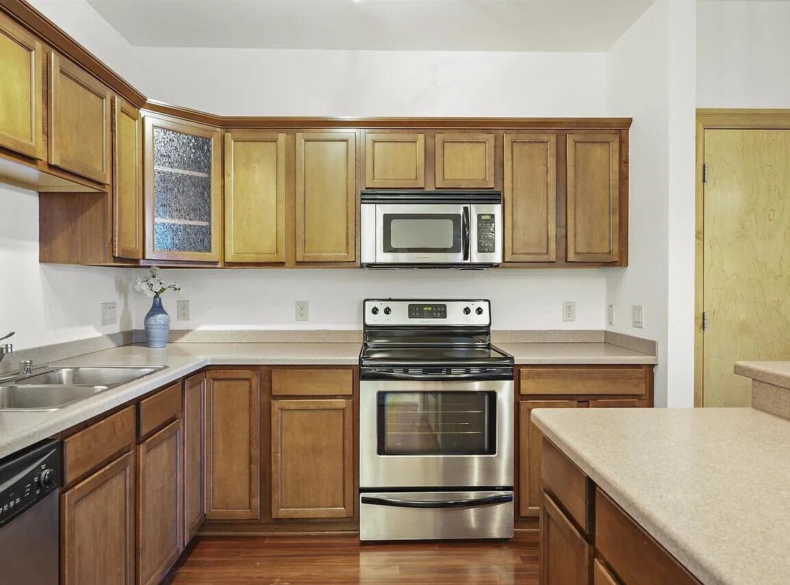 Building Photo - 8253 Mayo Dr