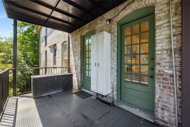 Building Photo - 124 Lafayette Dr NE