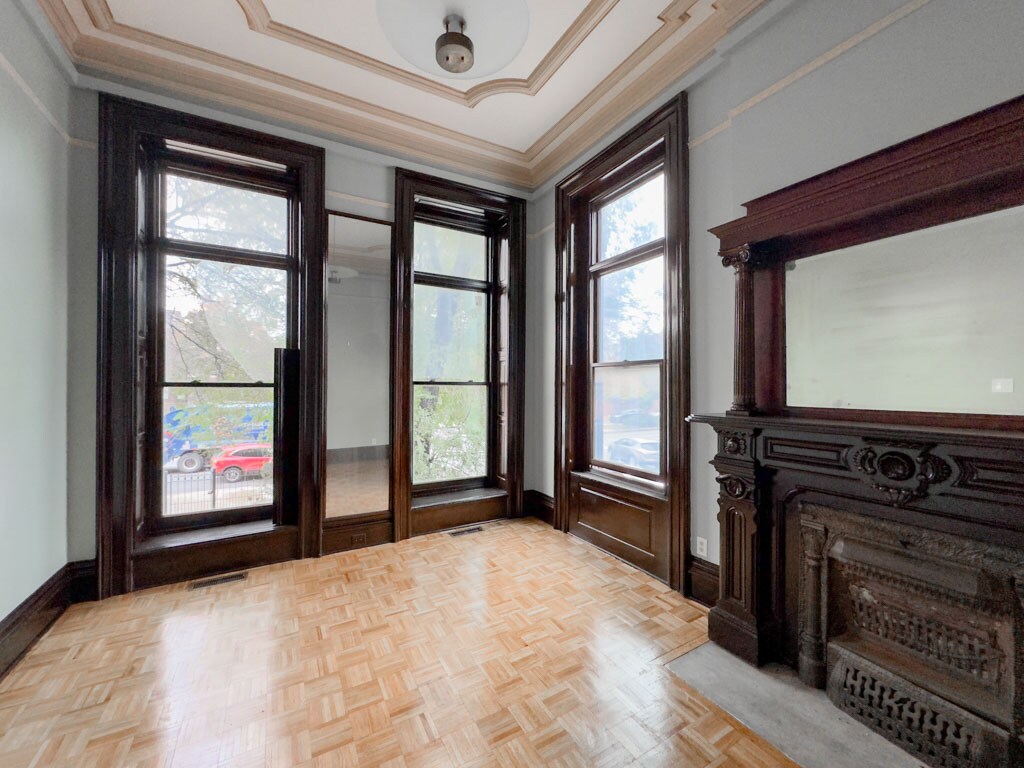 Building Photo - 238 S Ashland Ave