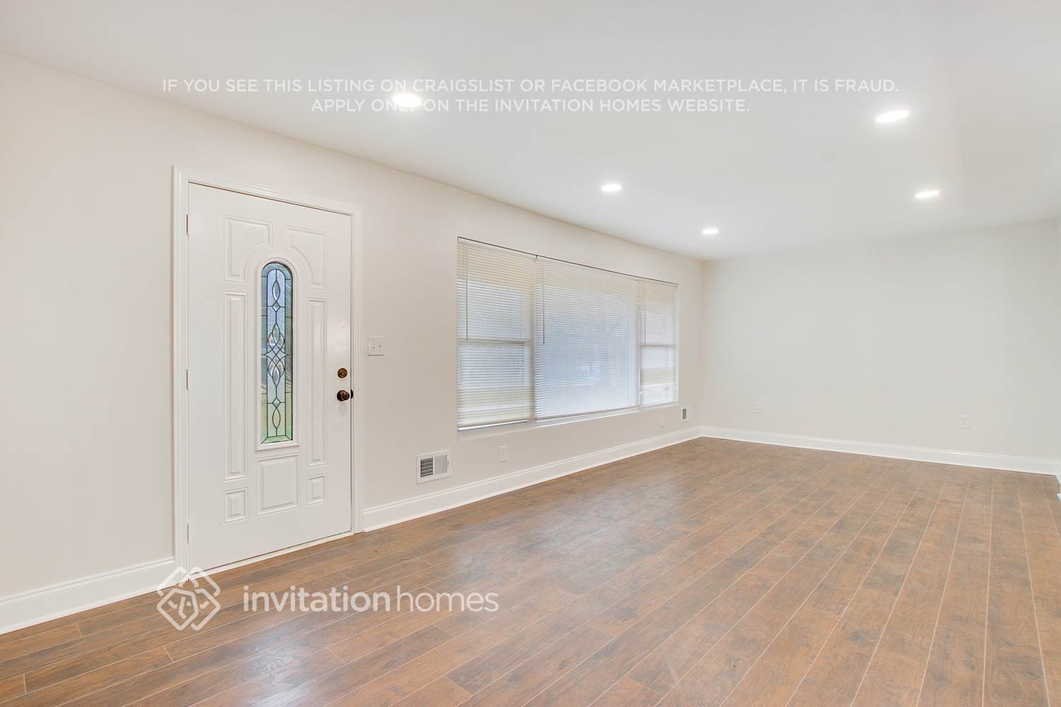 Building Photo - 8475 Estelle St