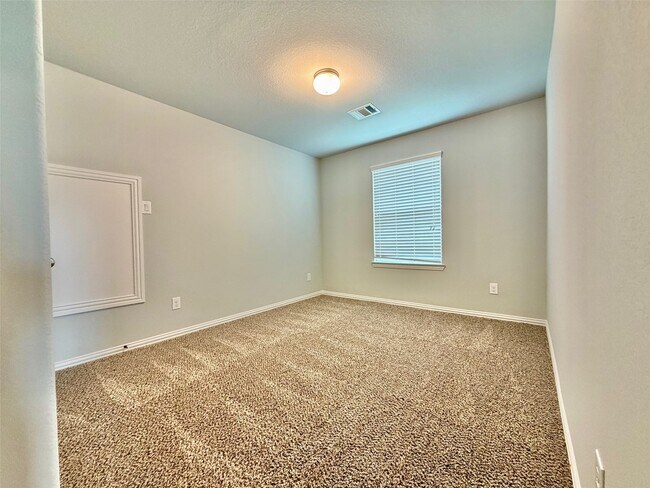 Building Photo - 5103 Indian Pine Ln