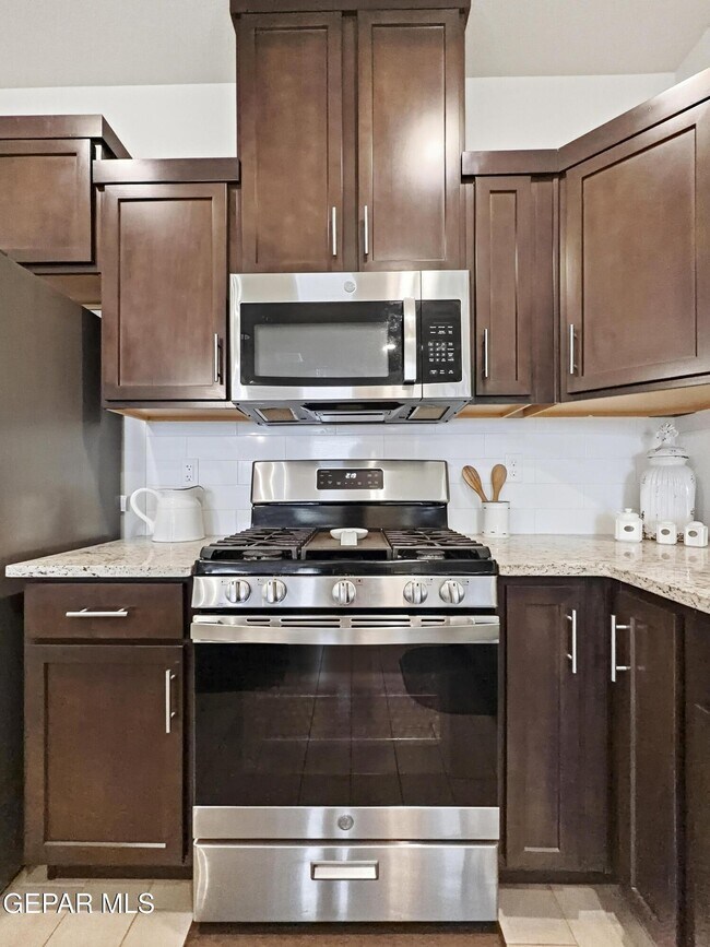 Building Photo - 1664 Sam Dominguez