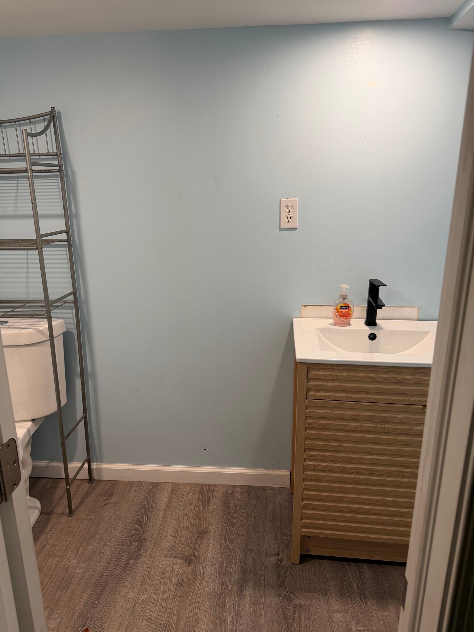 Building Photo - 263 S Haviland Ave