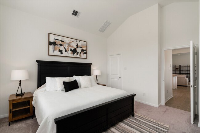 Building Photo - 603 Silver Pear Ct