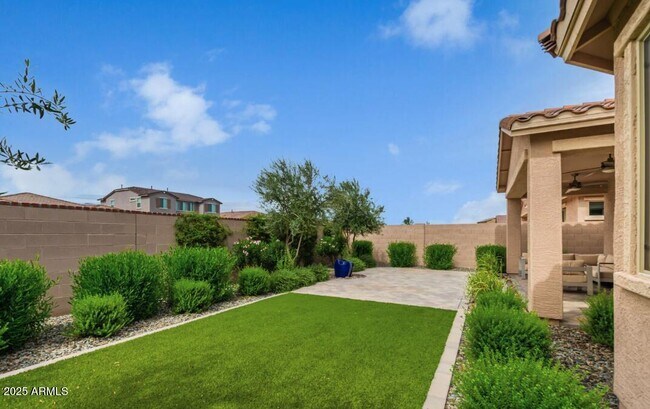 Building Photo - 5214 N 188th Ln