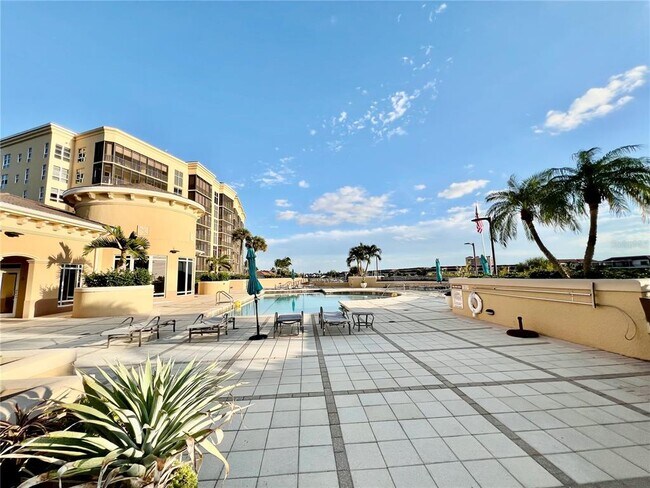 Building Photo - 3321 Sunset Key Cir