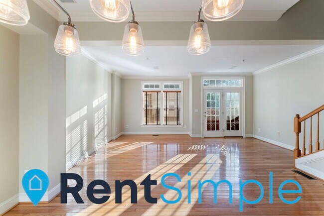 Building Photo - 3631 Madison Ln