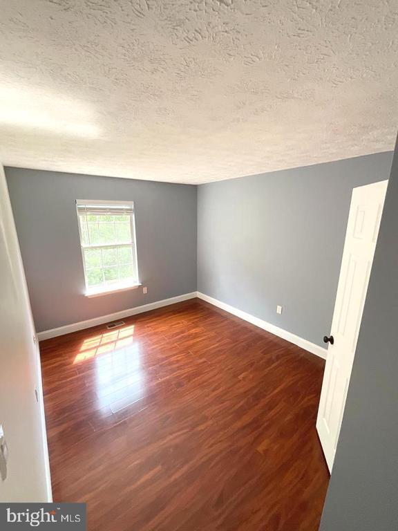 Building Photo - 404 Potomac Hills Dr