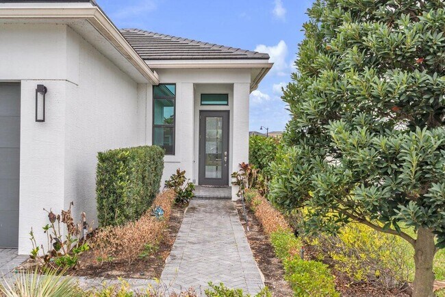 Building Photo - 9399 SW Pepoli Way