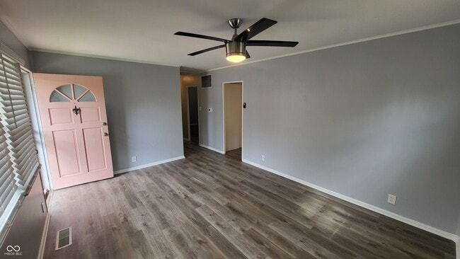 Building Photo - 608 Bernard Ave