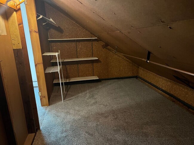 Building Photo - Quakertown Cape in Private Setting