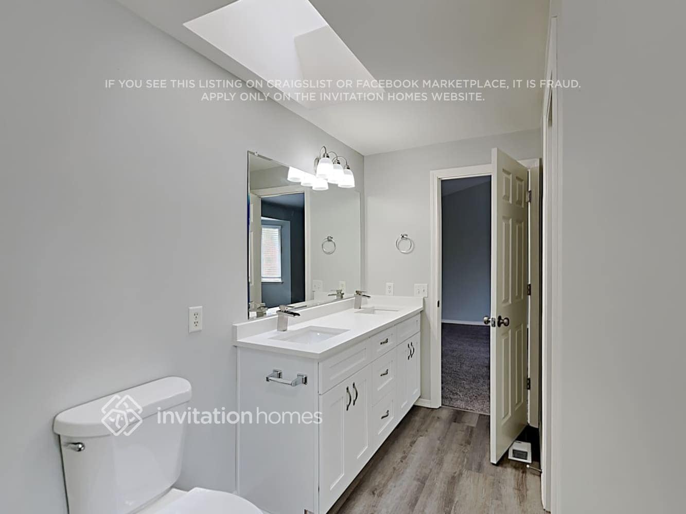 Building Photo - 15630 Canby Dr