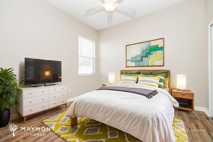 Building Photo - 8740 Ashworth Dr