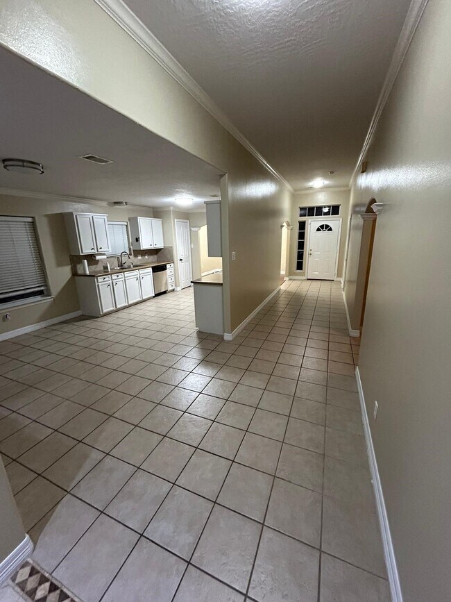 Building Photo - 3702 Mystic Cir