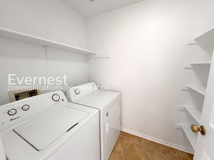 Building Photo - 3338 Perch Trail