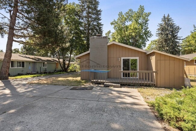 Building Photo - 2-Bedroom 1-Bath Home in the Heart of Coeur d'Alene!