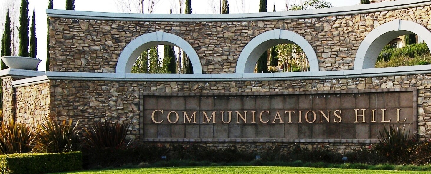 Building Photo - 164 Agustin Narvaez St