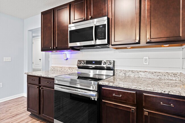 Building Photo - 505 Merganser Way