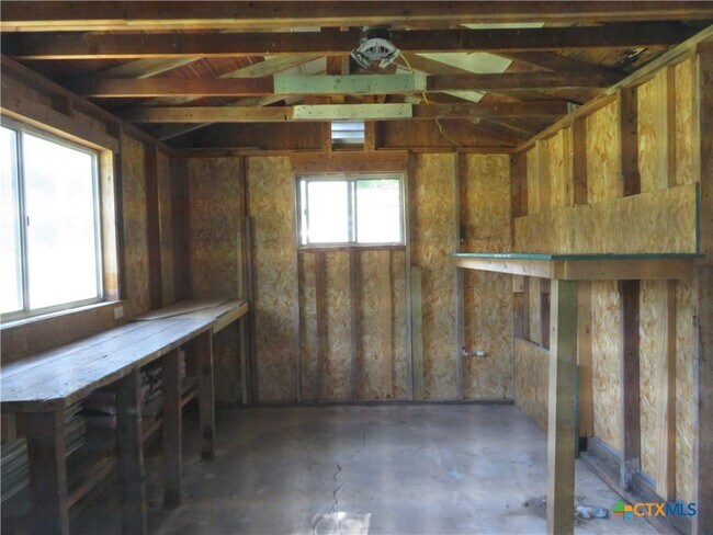 Building Photo - 969 Kunkel St