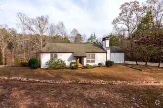 Building Photo - Oconee Country Living on 8+ Acres w/ Full ...