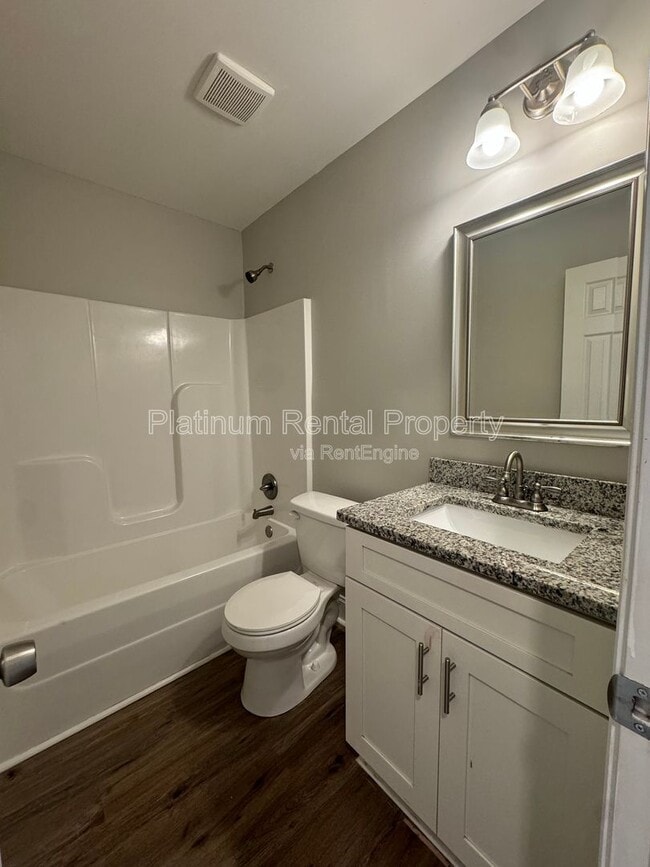 Building Photo - 2793 Oakvale Falls Dr