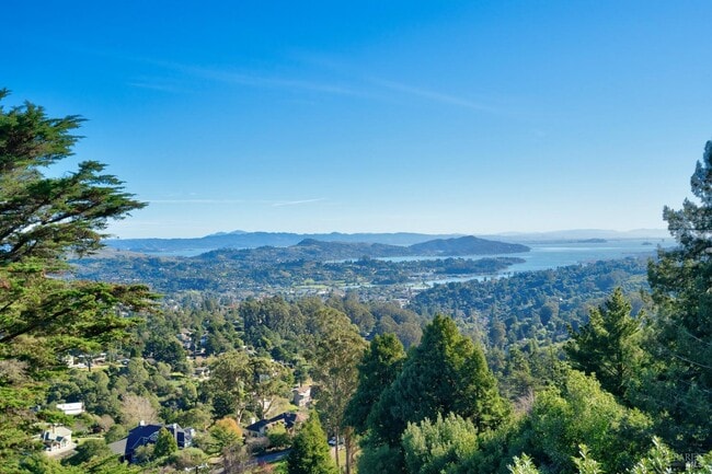 Building Photo - 80 Monte Cimas Ave