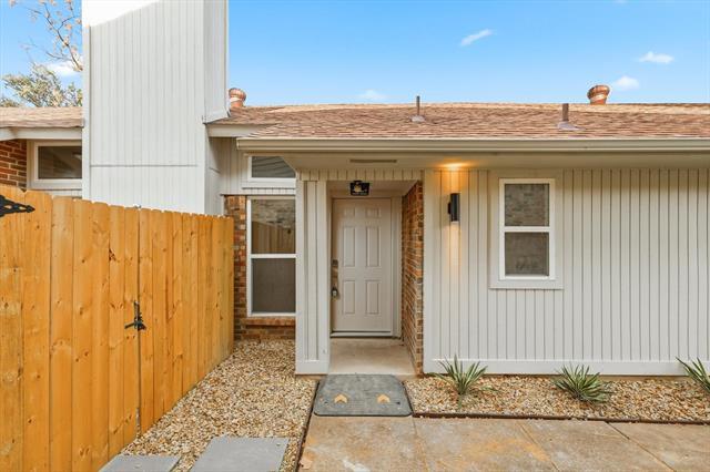 Building Photo - 4813 Via Ventura