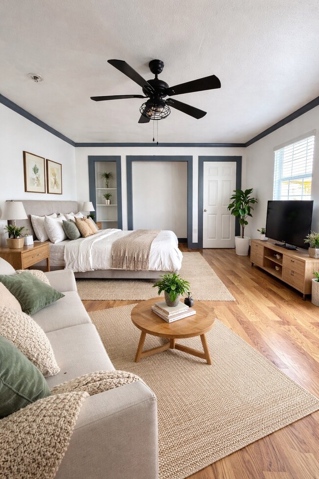 Building Photo - 5304 Polk St