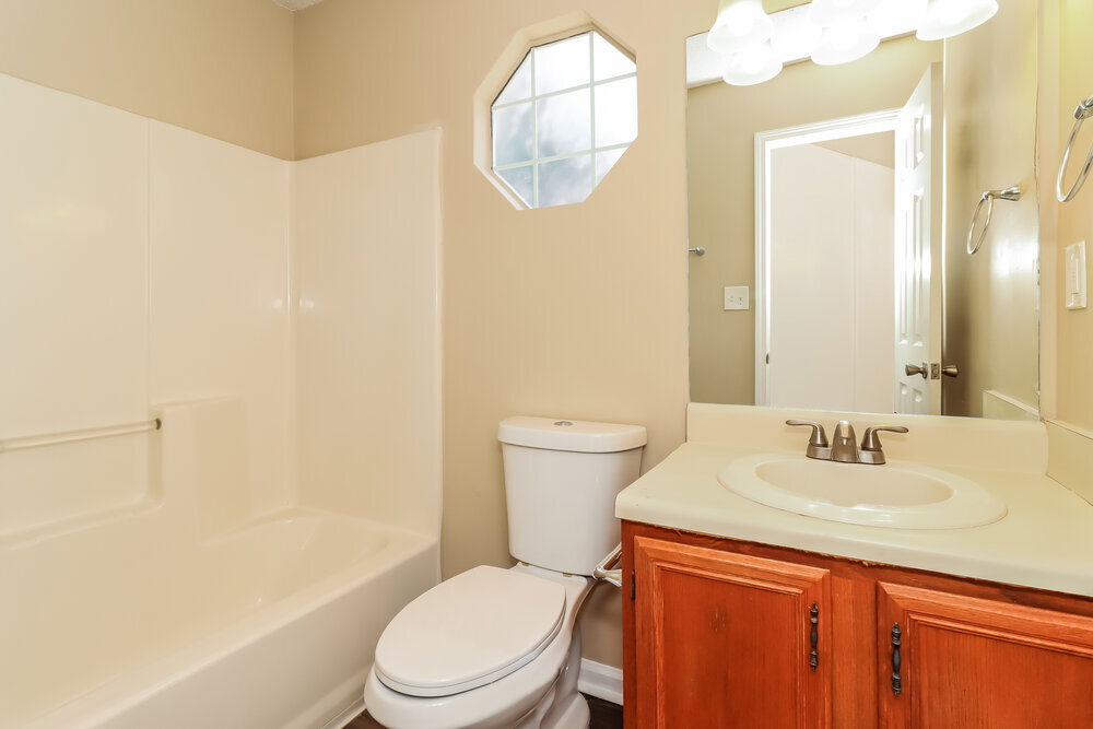 Building Photo - 1486 Foxwood Dr