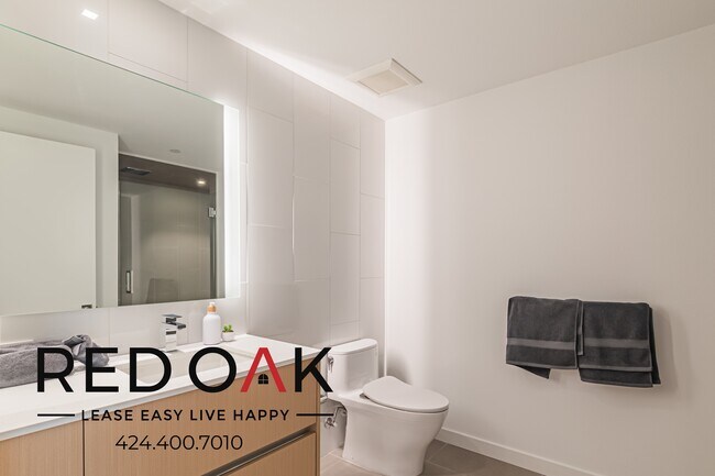 Building Photo - 1550 Lincoln Blvd