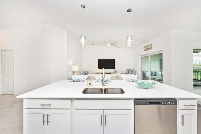 Building Photo - 17470 Opal Sand Dr