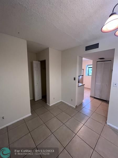 Building Photo - 108 Gardens Dr