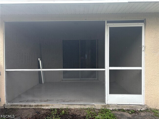 Building Photo - 4545 26th St SW