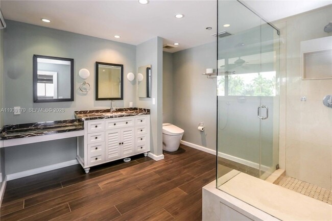 Building Photo - 1108 Washington St