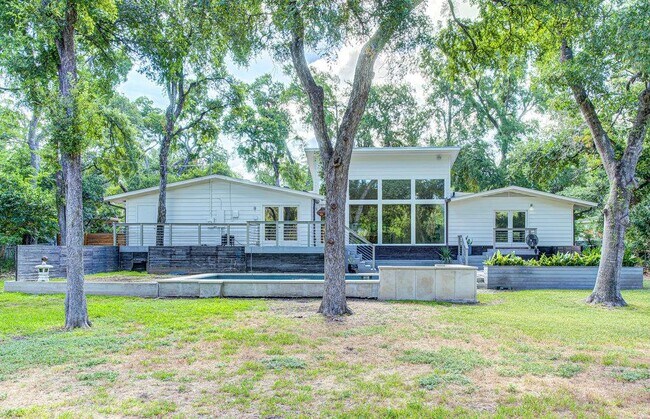 Building Photo - 6106 Shoal Creek Blvd
