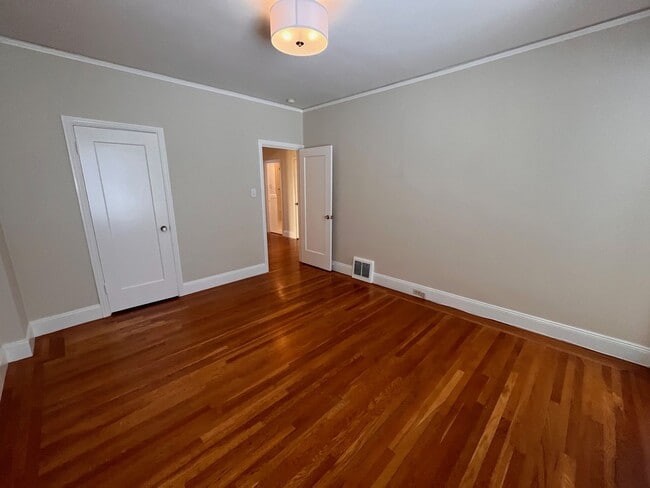 Building Photo - New On Market! Gorgeous Marina Home