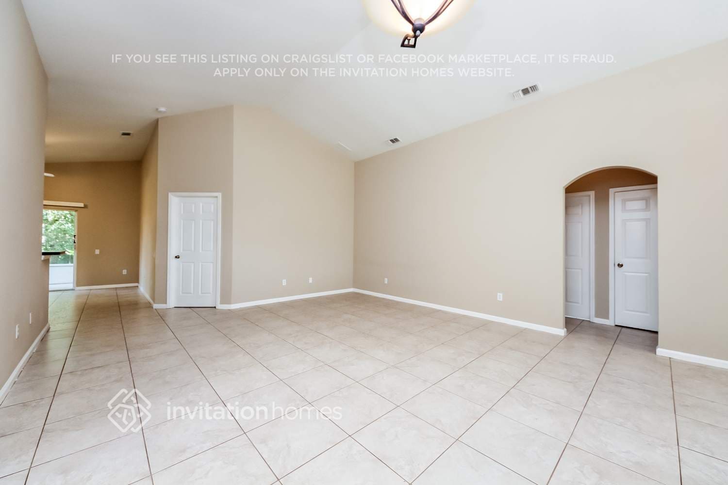 Building Photo - 33 Valleywood Dr
