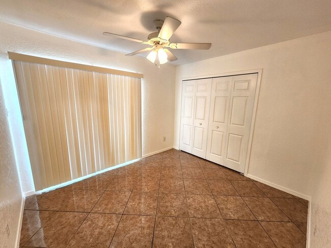 Building Photo - 2082 Pinecone Way
