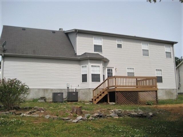 Building Photo - 1431 Tuffnell Dr