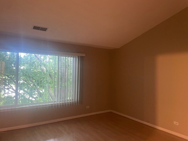 Building Photo - 3029 Kentshire Cir