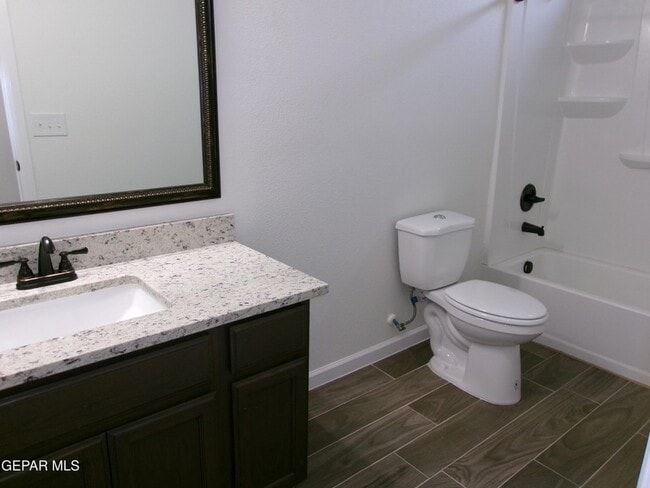 Building Photo - 1060 Hoppas Ct
