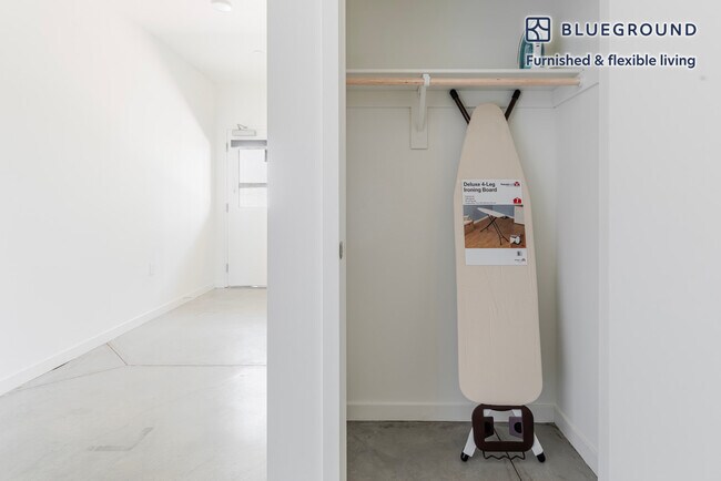 Building Photo - 1501 Buena Vista Ave