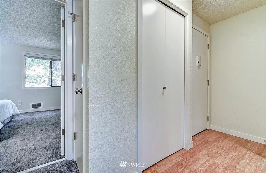 Building Photo - 12736 NE 116th Ln