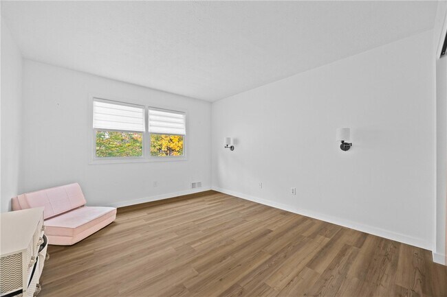 Building Photo - 112 Heather Ridge